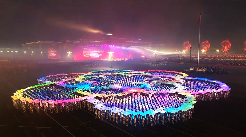 國慶聯(lián)歡會(huì)可折疊手持光影屏項(xiàng)目